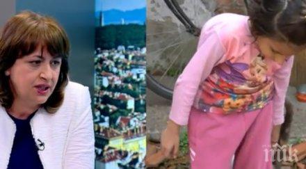 случаят лори фондът лечение деца финансира лечението годишното момиченце тежко гръбначно изкривяване