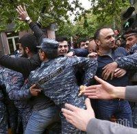 Напрежението в Армения расте! Десети ден продължават протестите срещу властта