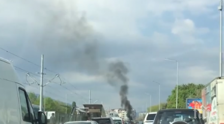 последните минути кола запали бул българия софия