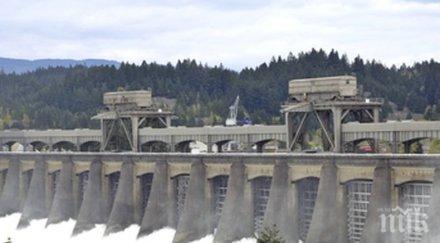 изпускат контролирано язовир въча