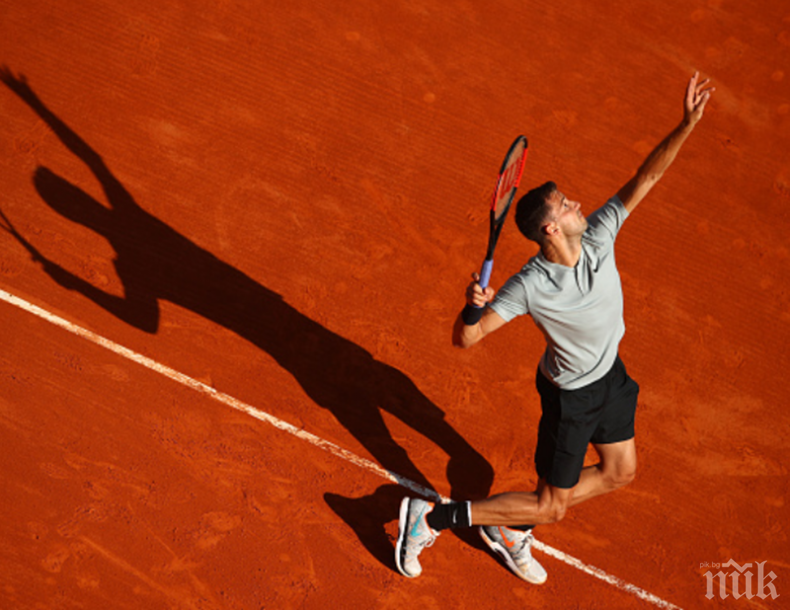 Труден тест за Григор на старта на турнира в Барселона