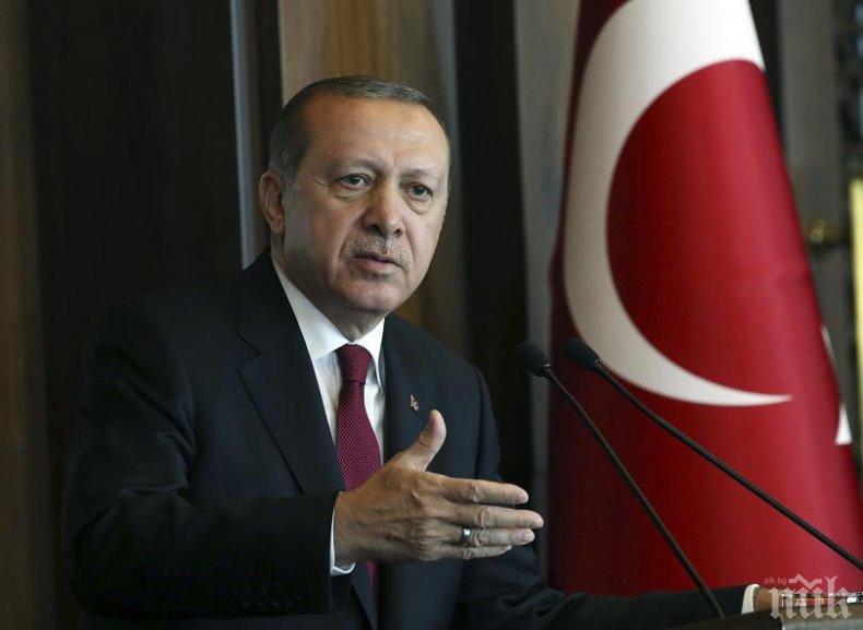 Ердоган пак провокира: САЩ снабдяват терористи с оръжие!