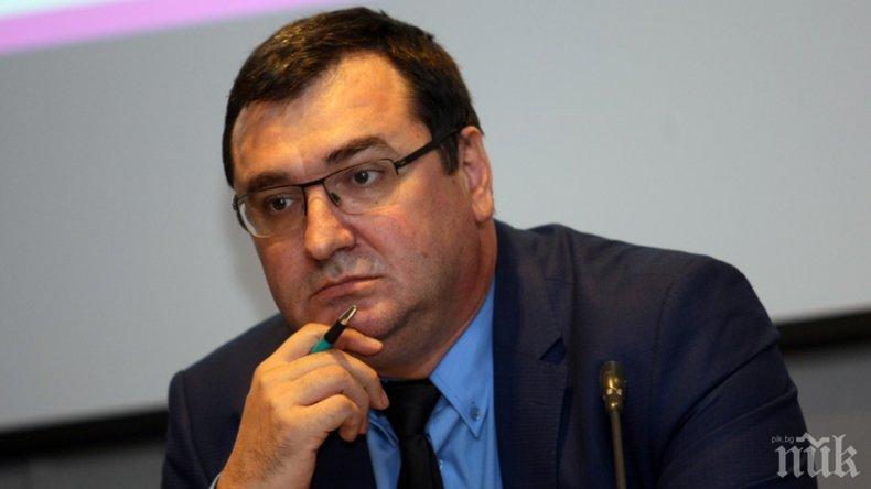 Депутатът от НФСБ Славчо Атанасов: Спешно правим нов Закон за футболното хулиганство

 