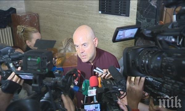 Актуален виц за Гешев