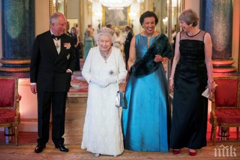 ПРАЗНИК! Кралица Елизабет II навършва 92 години