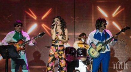 местят оркестър без име boney есента