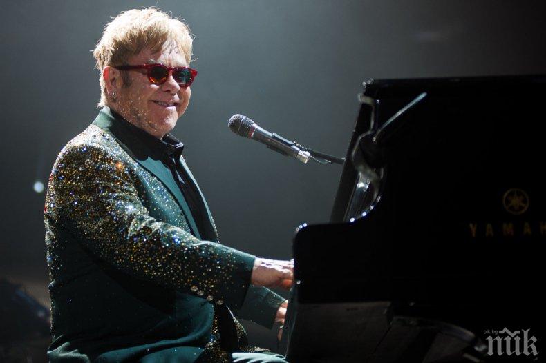 Елтън Джон озвучава Лека нощ, деца