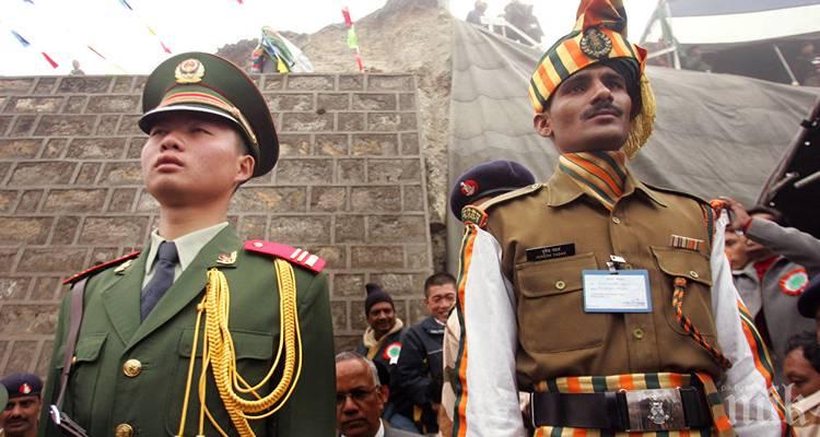 Лидерите на Китай и Индия се срещат след напрежението на границата