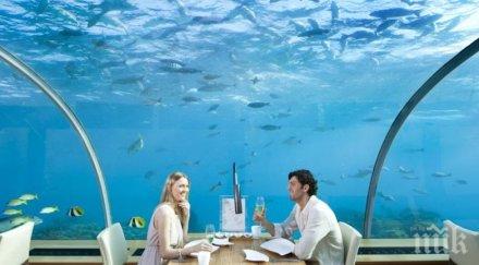 показаха първата подводна вила