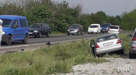 трагедия шофьор загина зверско меле айтос спътничката бере душа болница