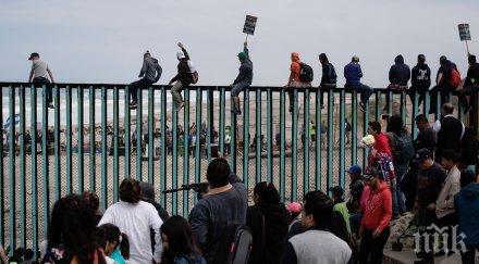 стотици протест сан диего защита мигранти централна америка