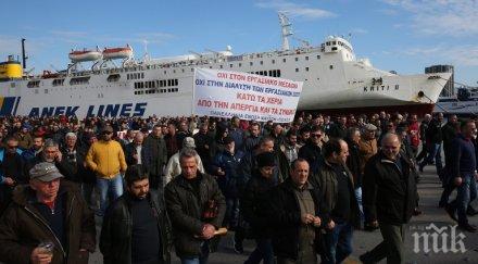 часова стачка моряците гърция