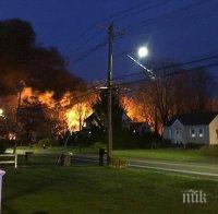 Четирима пострадали при взрив в къща в Кънектикът