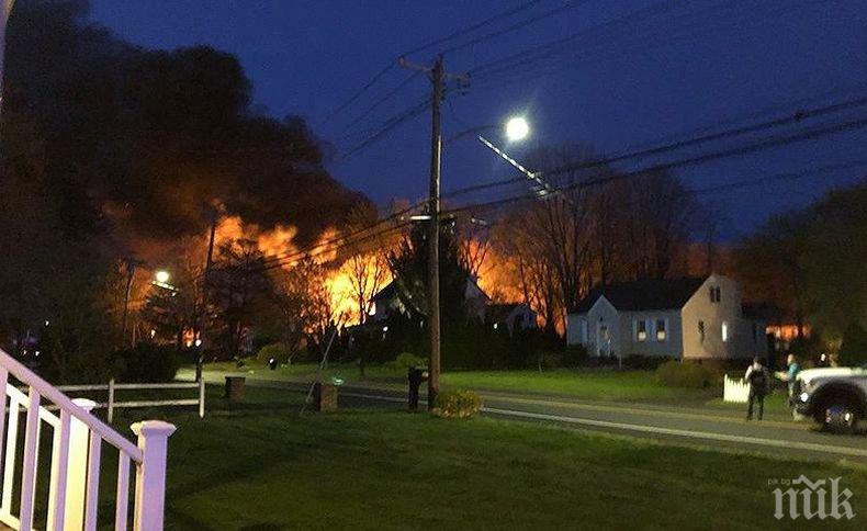 Четирима пострадали при взрив в къща в Кънектикът