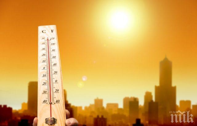РЕКОРД! 50 градуса свариха Пакистан през април