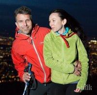 Жената на алпиниста Боян Петров: Спасителният екип е достигнал 6000 метра височина, подновяват операцията утре