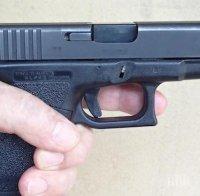 ПОТРЕС! Арестуваха мъж, насочил пистолет срещу екип на Спешна помощ