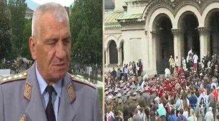 искри парада началникът отбраната генерал лейтенант андрей боцев изригна армията беззъба както опитват изкарат