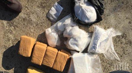 закопчаха двама българи кокаин 200 милиона долара перу