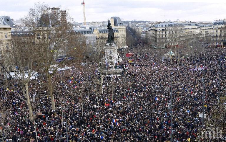 Огромен протест срещу президента Макрон в Париж
