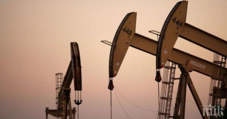 Скок на цената на петрола заради опасенията за нови санкции на САЩ срещу Иран