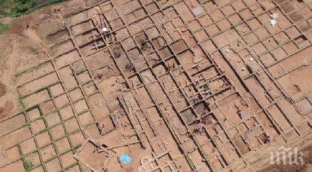 глас народен глас божий решават референдум общо събрание археологическите разкопки покровник