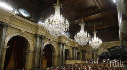 кандидатът премиер каталуния критикува испанския крал парламента