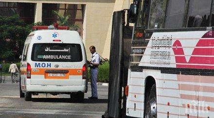 десет китайски туристи пострадали пътен инцидент кайро