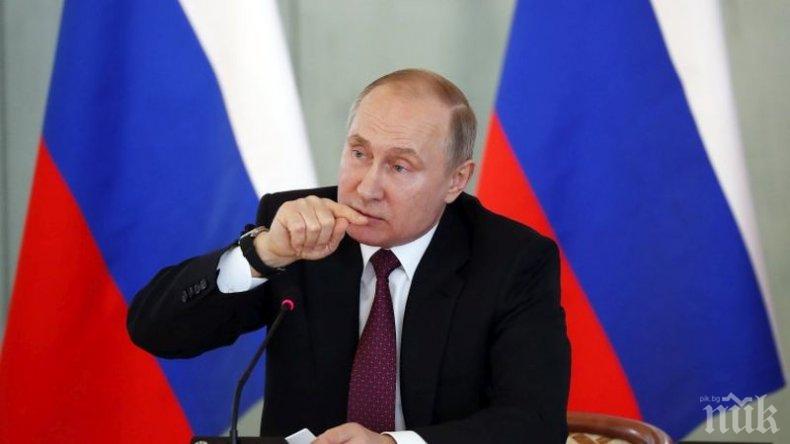 Москва: Путин не обмисля промени в руската конституция