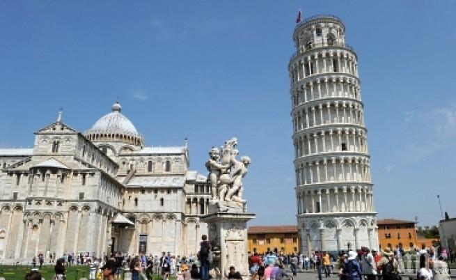 Наклонената кула в Пиза се изправи с още 4 сантиметра