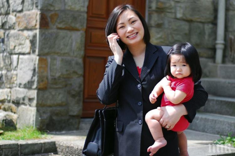 СЕКСИЗЪМ! Японски депутат: Жените без деца са бреме за държавата