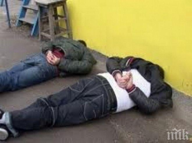 Спецакция в Бургас! Натръшкаха съмнителни мутри в Изгрев