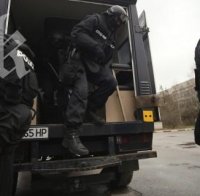 Само в ПИК! Подозират бизнесмена Джино в блудство със 7-годишно момиченце