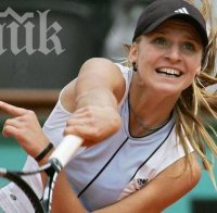 Сесил Каратанчева стартира с победа на 