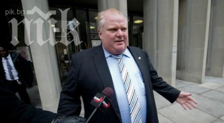 кметът торонто хванат пуши коз псува журналисти