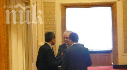 пик орешарски преговаря уше явор нотев янаки стоилов