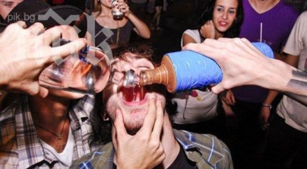 младеж опасност живота абитуриентски запой