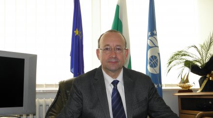 все виждаме стройна програма орешарски