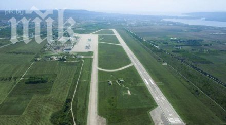 пик два самолета закъсняват часа излитането испания