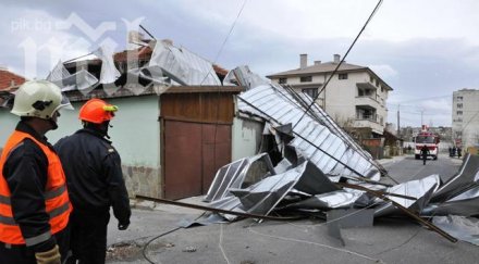 души пострадали силна буря букурещ