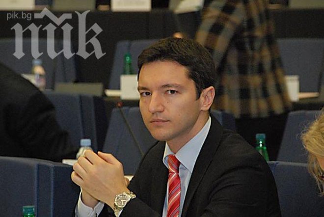 Кристиан Вигенин: Неморално е посланическото назначение на Райков