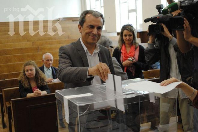 Вторият живот на Орешарски 