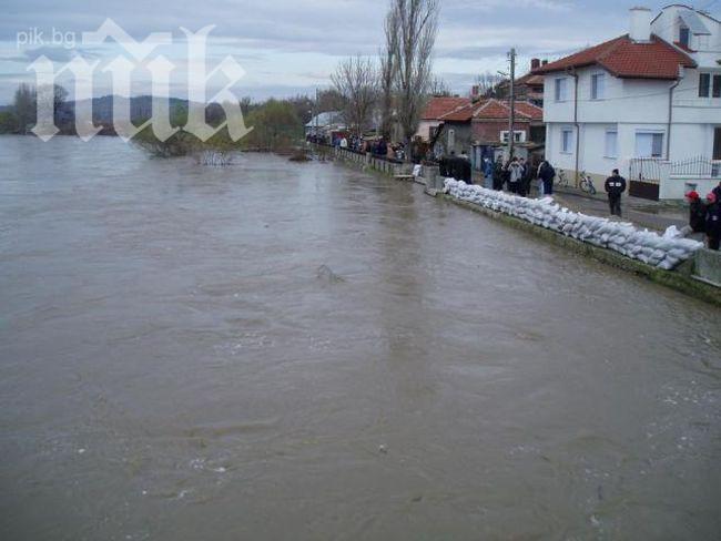 10-годишно момче се удави в Марица, търсят тялото му
