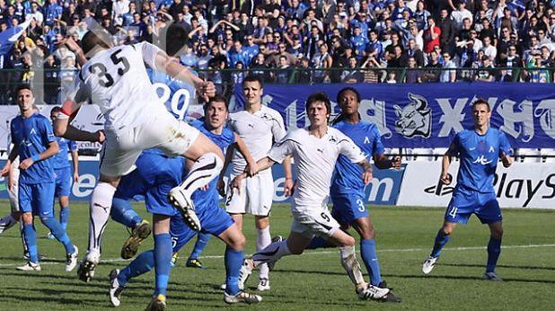 Левскарите хукват по курорти след провала