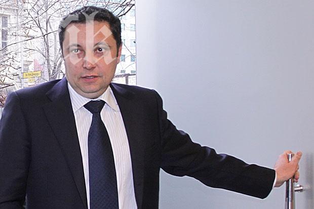 Ново 20! РЗС твърдят, че Яне е напуснал депутатското си жилище