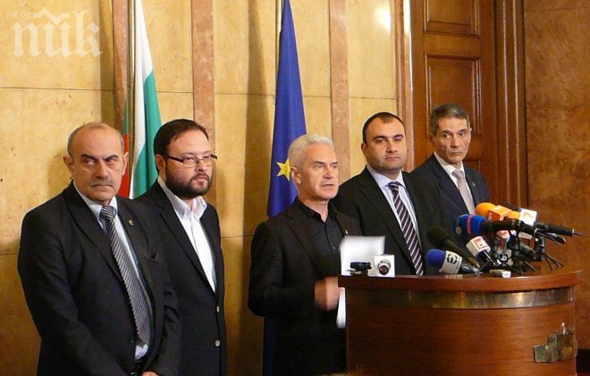 От Атака: Активисти на ГЕРБ убиха наша фенка