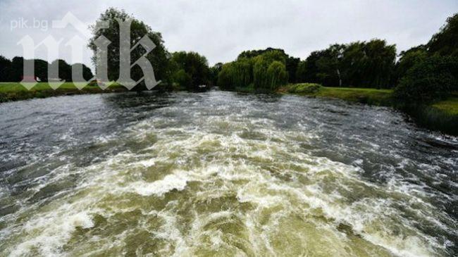 Момче на 16 години се удави в река Вит