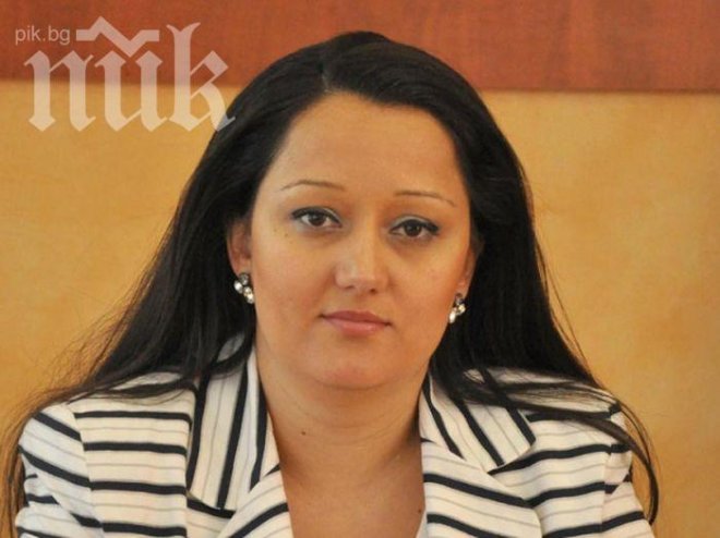 Лиляна Павлова: Двутарифното плащане на тока ще облагодетелства богатите