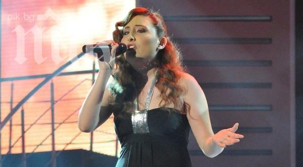 Продуценти изоставиха незрящата Боги 