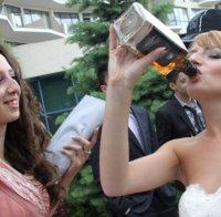 4 бона излиза един абитуриентски бал тази година